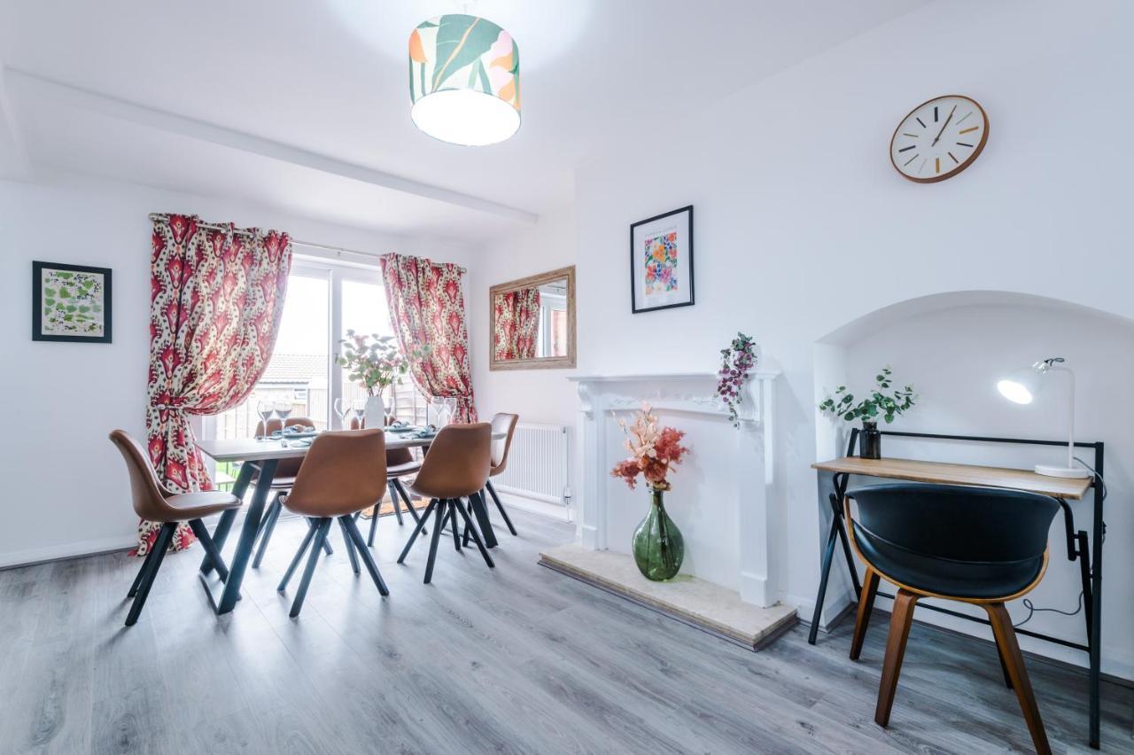 Lincroft House - 3bed Luxury Retreat Serviced Away From Casa de Férias *