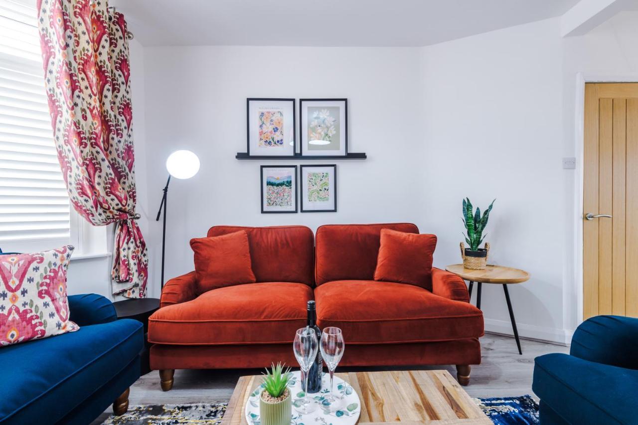 Lincroft House - 3bed Luxury Retreat Serviced Away From Casa de Férias